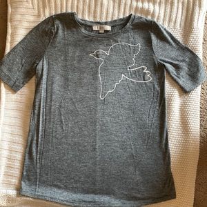 Graphic T-shirt with fitted sleeves to elbow